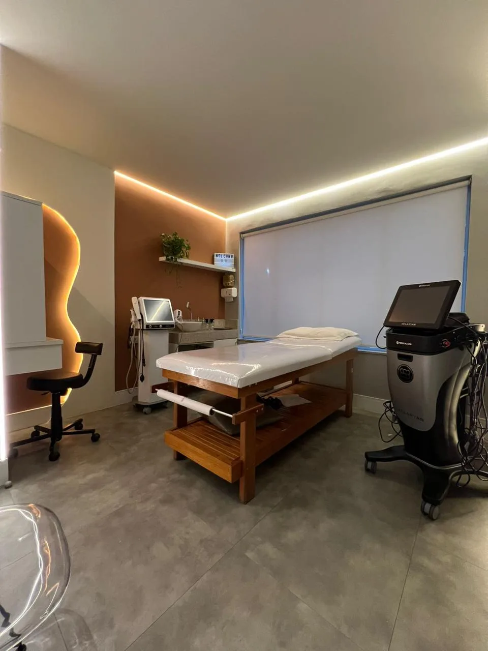 Sala de procedimentos vista alternativa